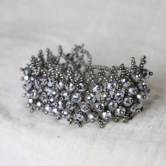 Jewelry - Silver beaded fashion bracelet high quality cuff back loop clasp